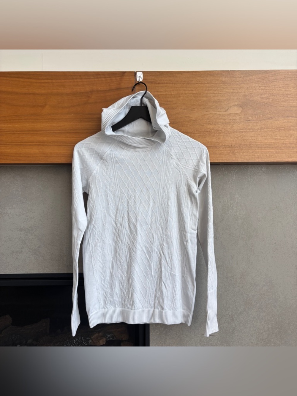 Lululemon Rest Less Hoodie,‎ Size 6